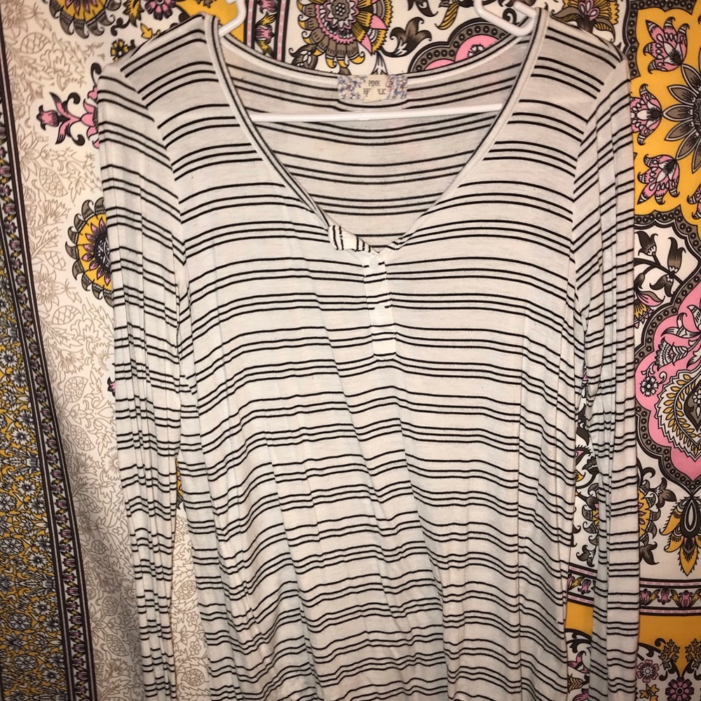 V neck long sleeve